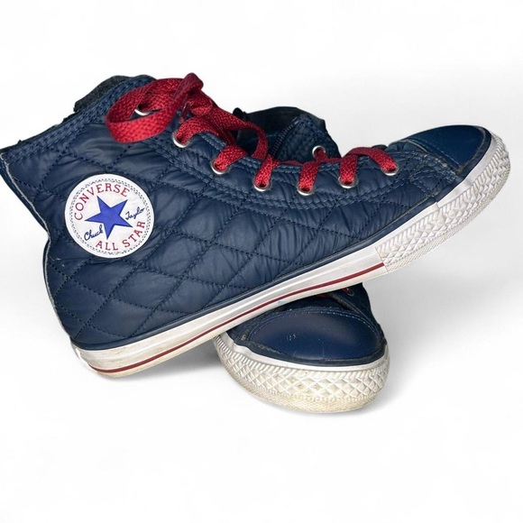 🔥 Converse Chuck Taylor Quilted High Tops | Navy & Burgundy | Youth 5 /Women’s 6 - Picture 1 of 9